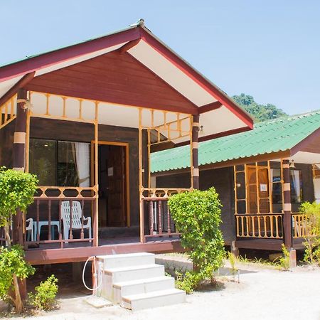 Phi Phi Nice Beach Resort Экстерьер фото