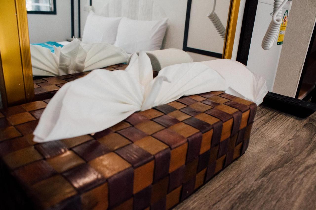 Phi Phi Nice Beach Resort Экстерьер фото